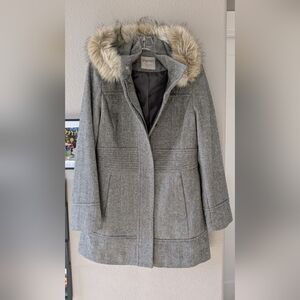 Women's Gray Herringbone Coat with Faux Fur Trim